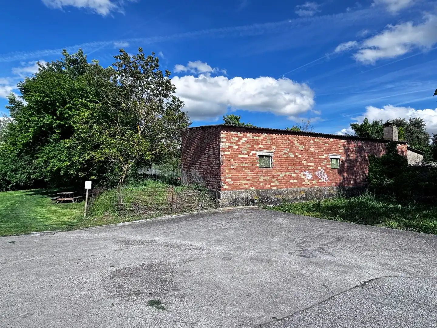 Vista exterior de Terreny industrial en venda en Buniel
