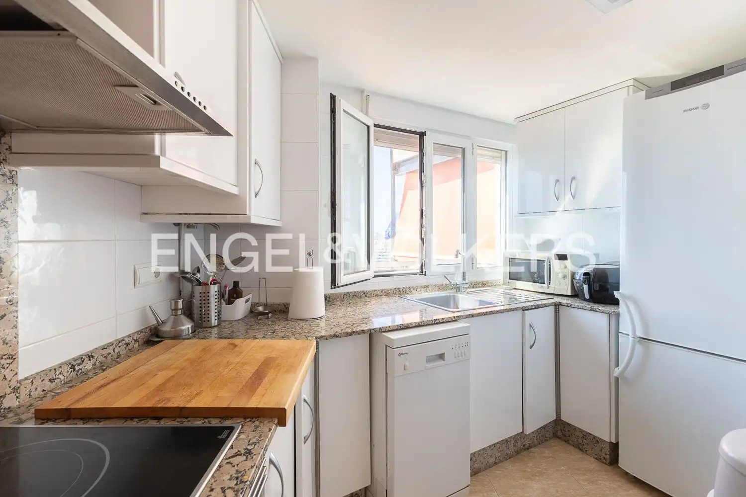 Kitchen of Flat for rent in El Puig de Santa Maria  with Heating, Terrace and Swimming Pool