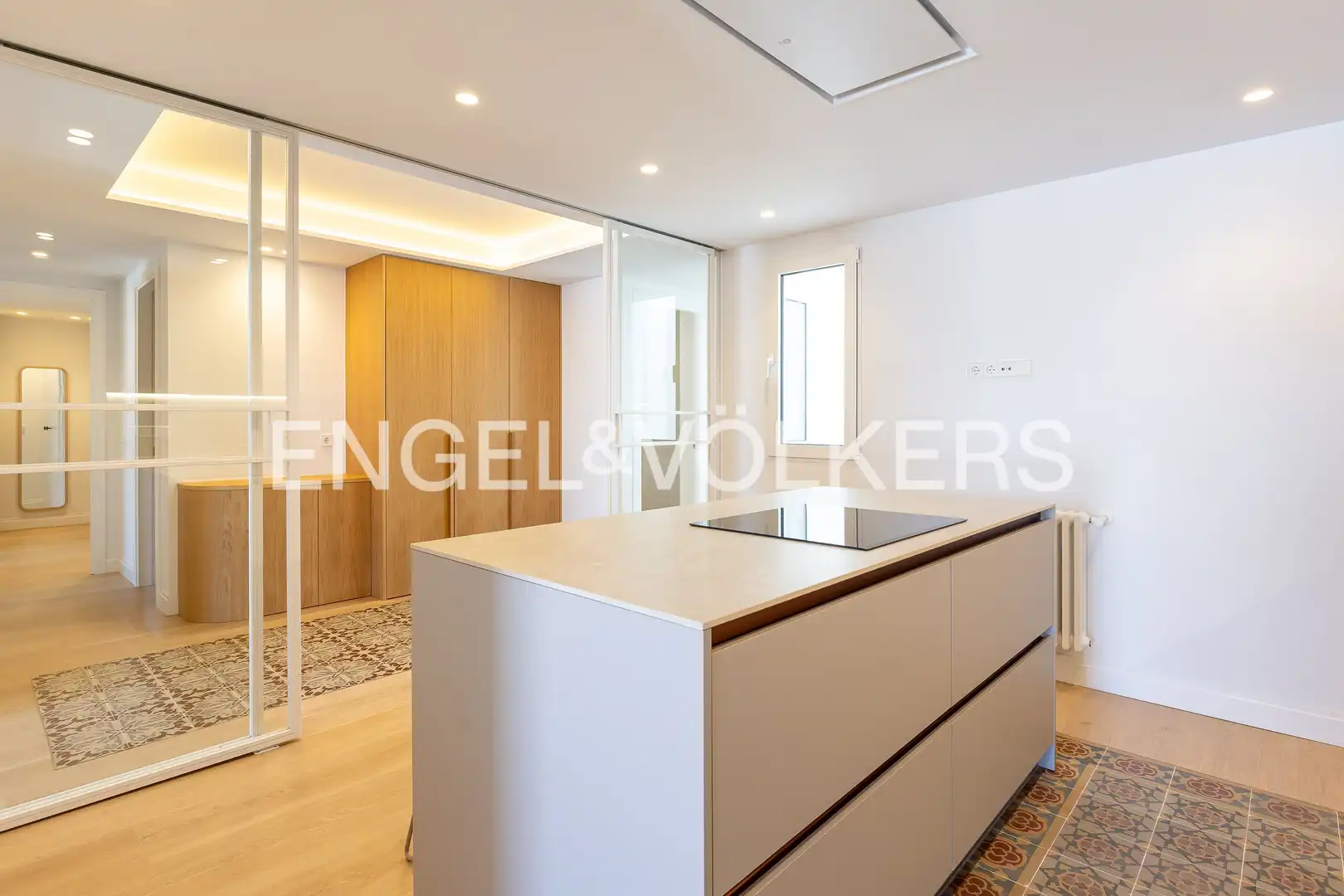 Kitchen of Flat for sale in Madrid  with Air Conditioner, Heating and Storage room