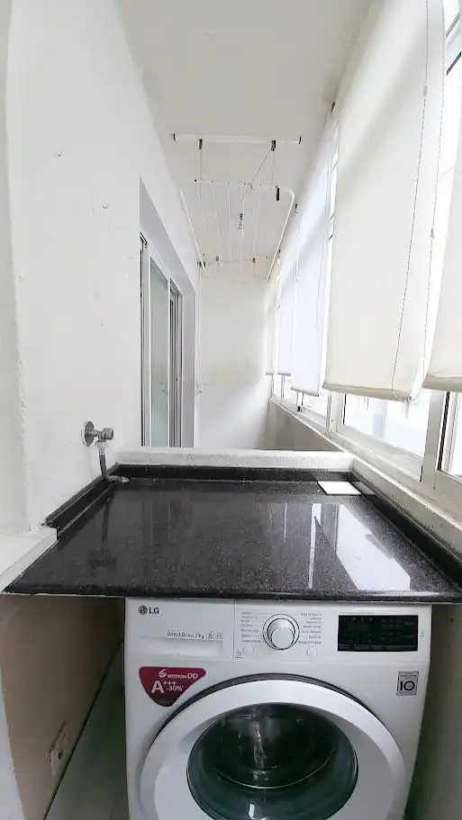 Bathroom of Flat for sale in A Coruña Capital   with Heating, Storage room and Balcony