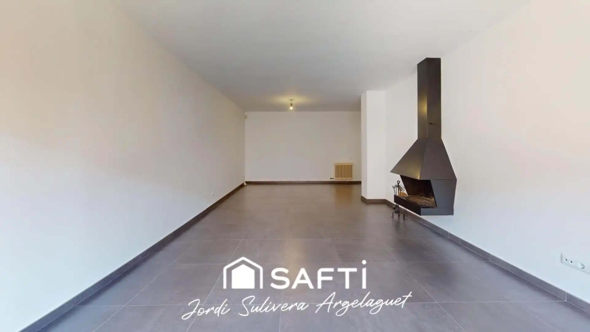 Piso en venta en Girona con Aire acondicionado, Calefacción y Terraza