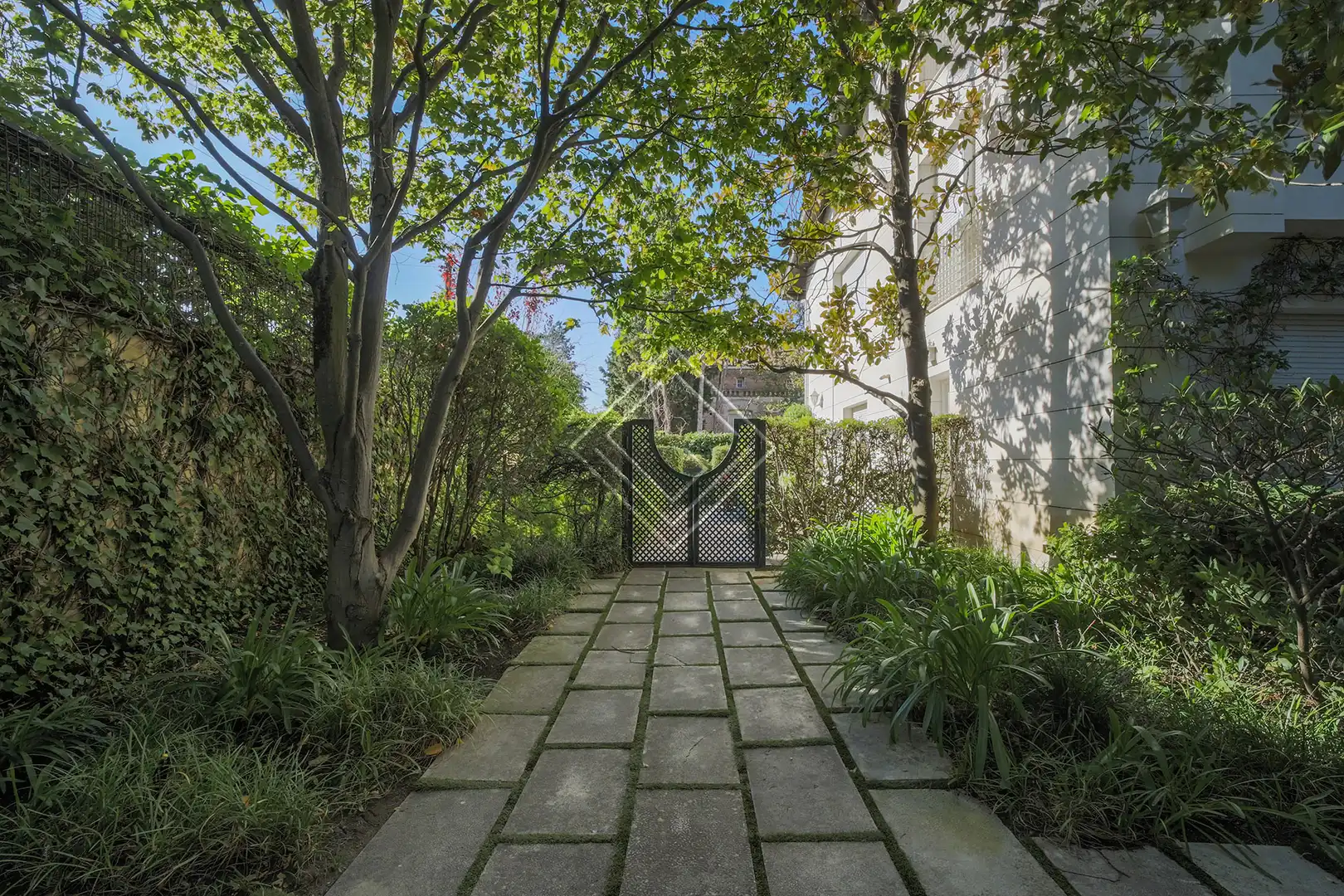 Jardín de Casa o chalet en venta en Madrid con Aire acondicionado, Calefacción y Jardín privado