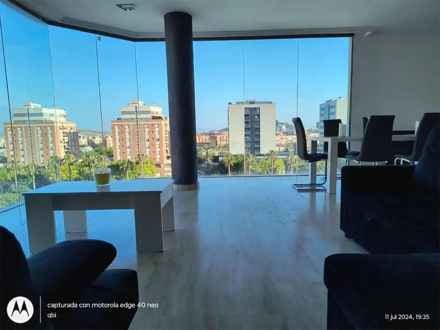 Wohnzimmer von Dachboden zur Miete in Alicante / Alacant mit Klimaanlage, Schwimmbad und Balkon