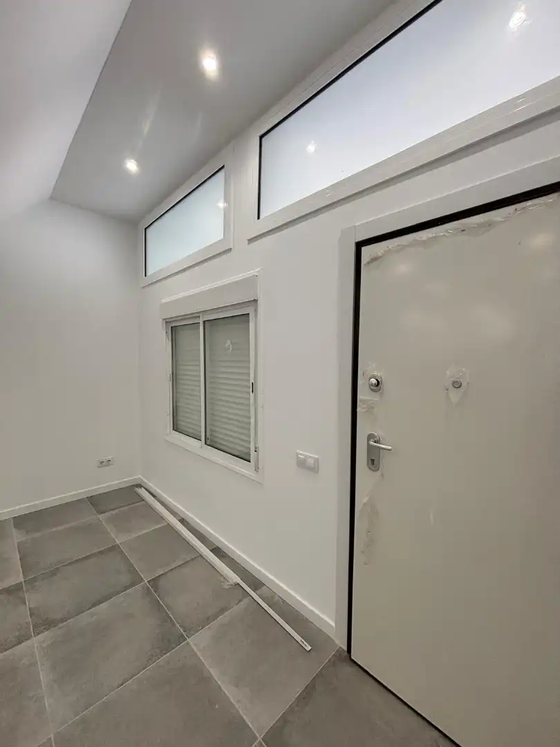 Local en venta en Carrer Primer de Maig, Molí Nou - Ciutat Cooperativa