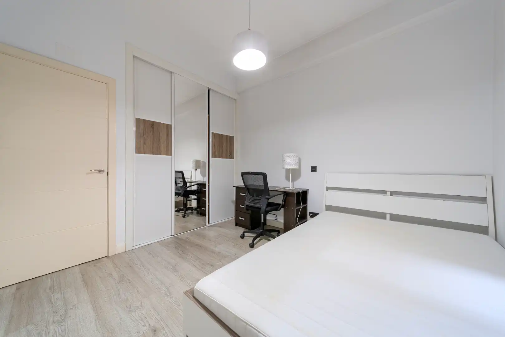 Habitación de Piso en venta en Madrid con Aire acondicionado, Calefacción y Amueblado