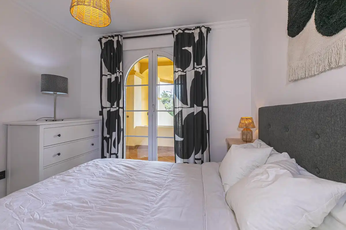 Bedroom of Apartments for sale in Marbella  with Air Conditioner, Heating and Terrace