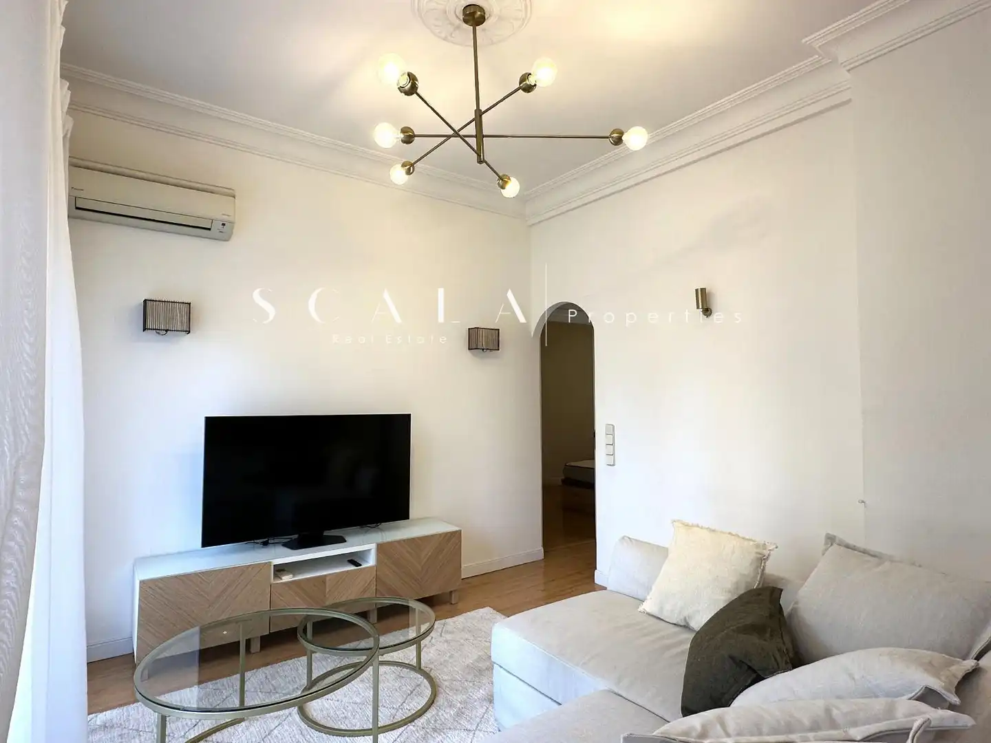 Wohnung zur Miete in Infanta Isabel, Jerónimos