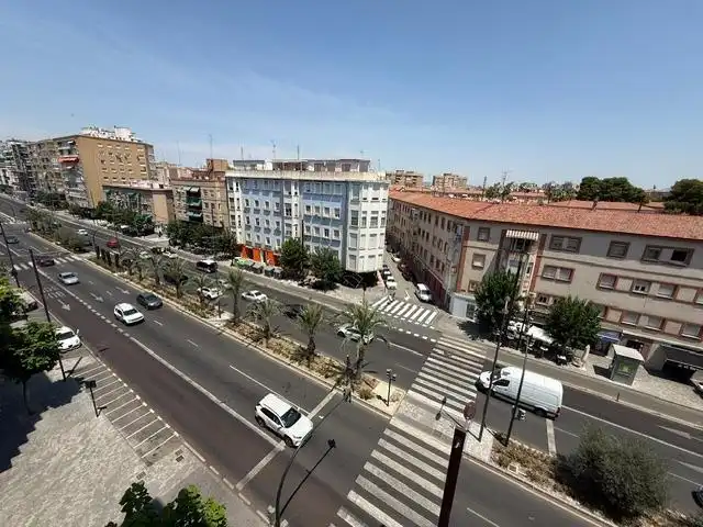 Vista exterior de Piso de alquiler en Murcia con Aire acondicionado y Amueblado