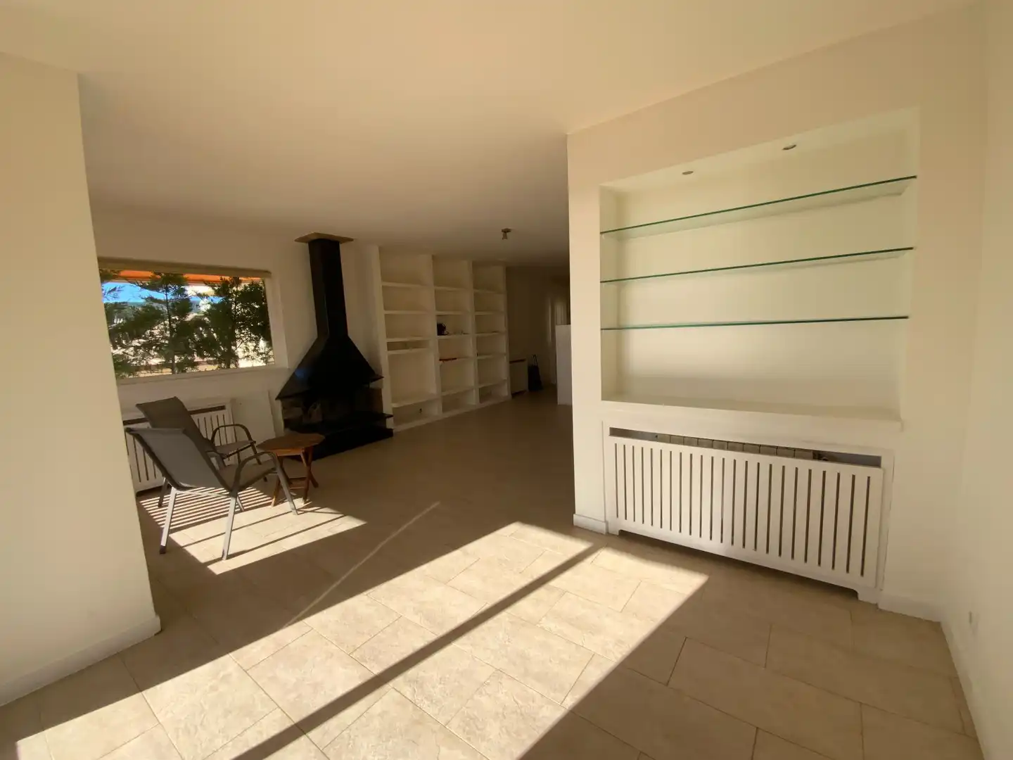 Wohnzimmer von Dachboden zum Verkauf in Sant Vicenç de Montalt mit Klimaanlage, Heizung und Abstellraum