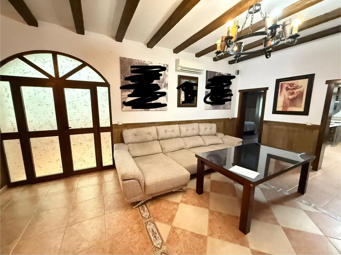 Sala d'estar de Finca rústica en venda en Alameda amb Aire condicionat, Jardí privat i Terrassa