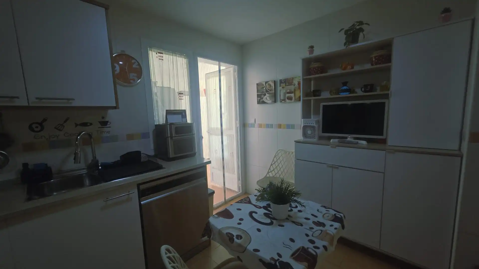 Cuina de Pis en venda en Rincón de la Victoria amb Jardí privat, Forn i Rentadora
