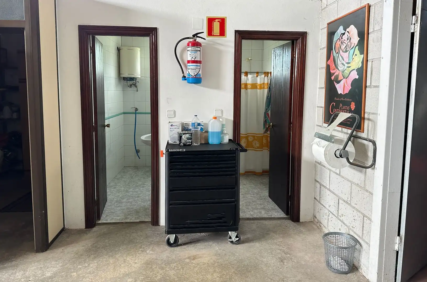 Bathroom of Industrial buildings for rent in Bareyo