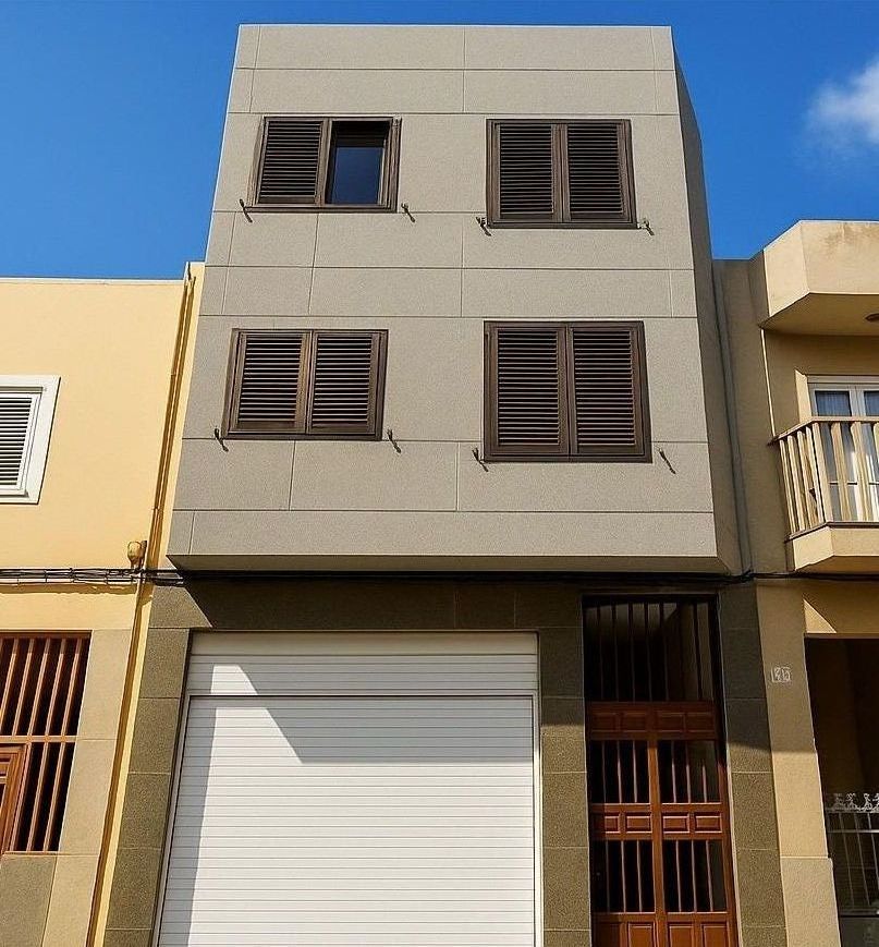 Casa o xalet en venda a Calle Doña Perfecta, Schamann - Rehoyas