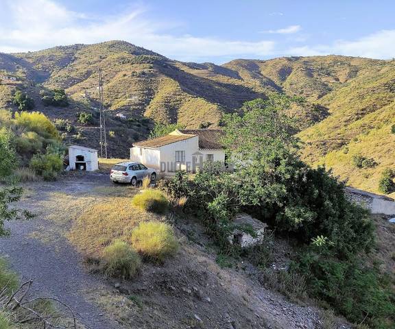 Finca rústica en Venta en Moclinejo