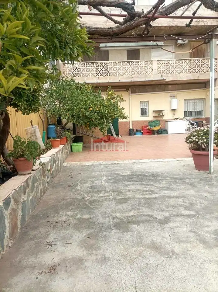 Terrasse von Gebäude zum Verkauf in Hellín