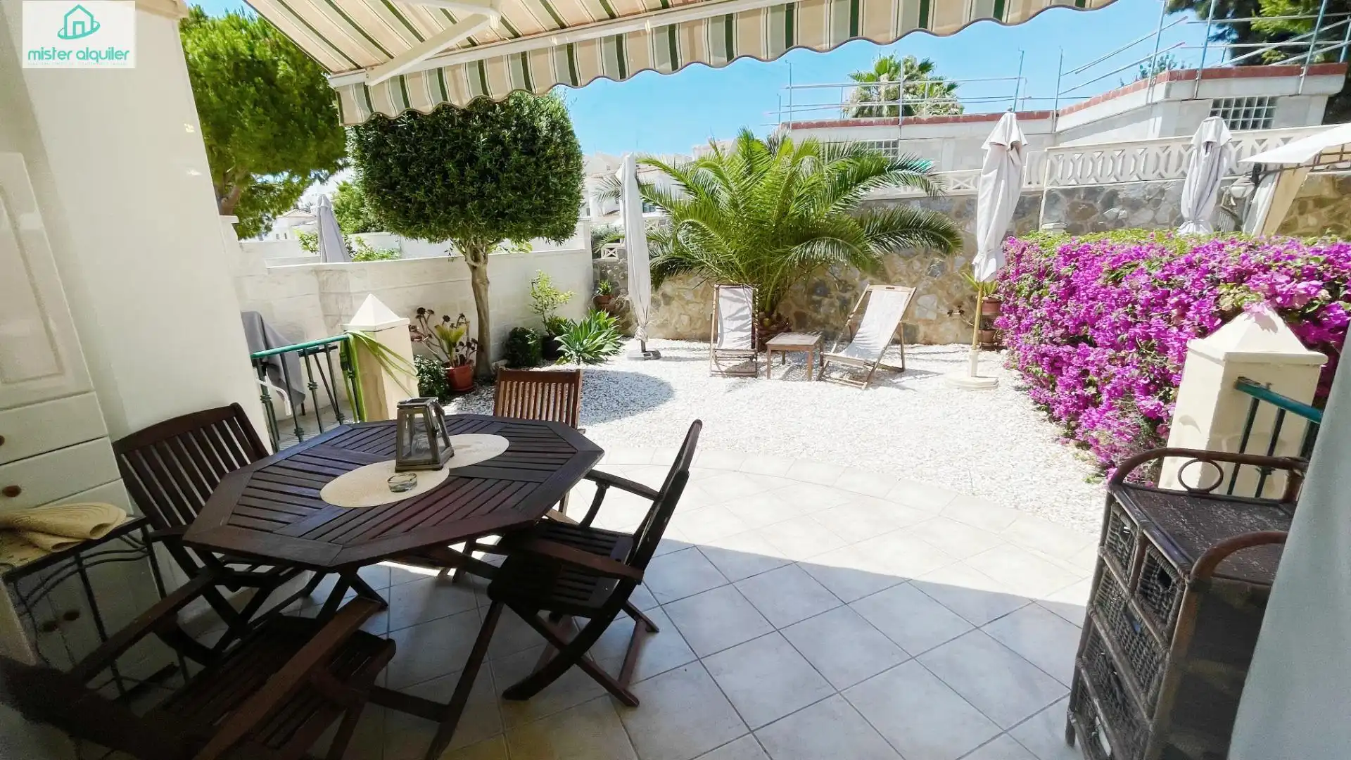Terrassa de Casa o xalet de lloguer en El Campello amb Aire condicionat, Calefacció i Jardí privat