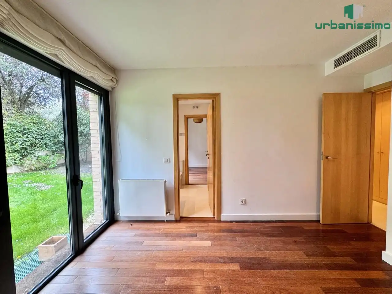 Bedroom of Detached homes for sale in Madrid  with Air Conditioner, Heating and Private garden