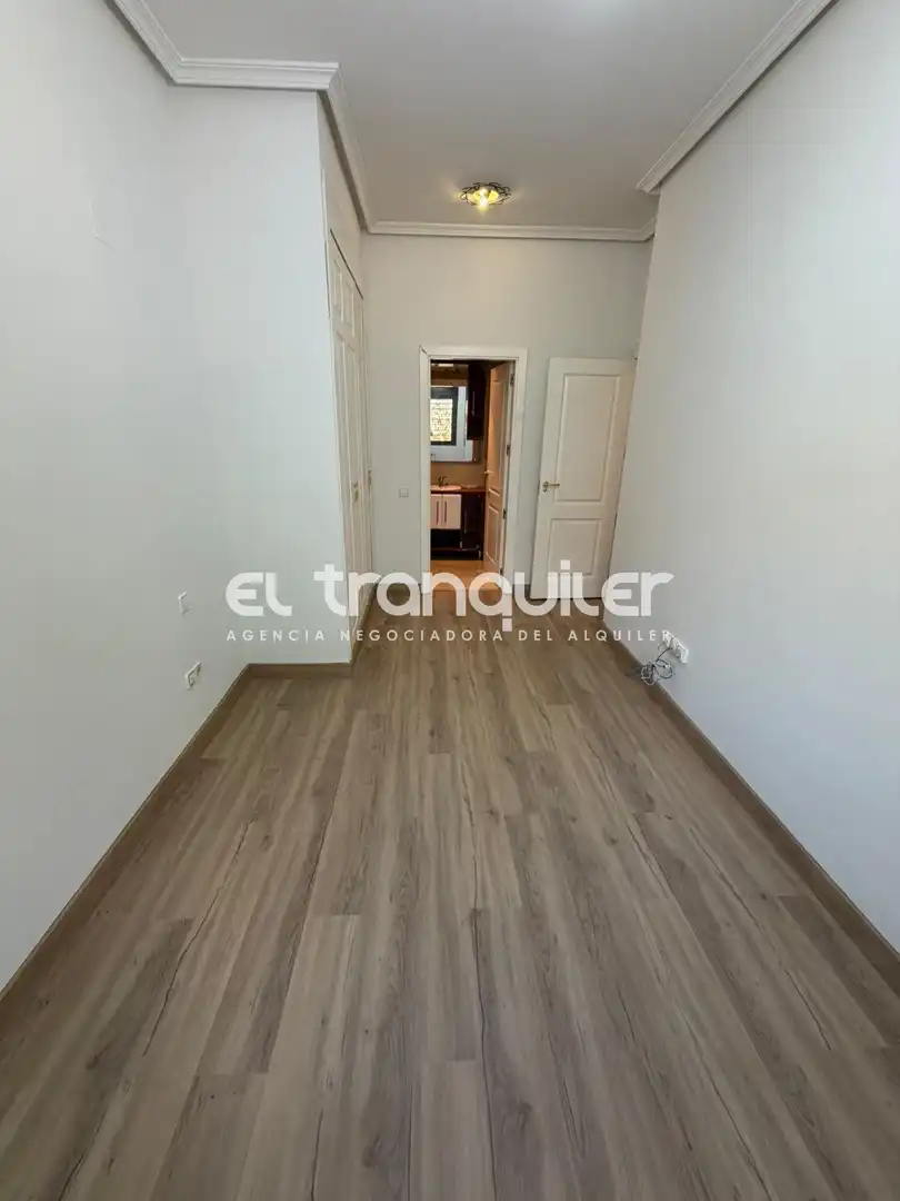 Schlafzimmer von Wohnung zur Miete in Alcobendas mit Parkett, Abstellraum und Schwimmbad