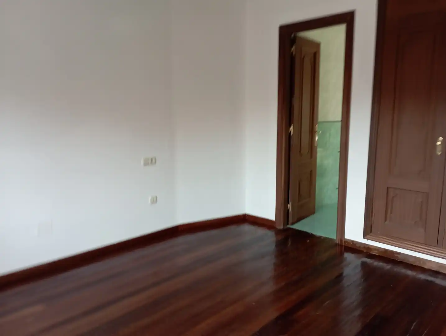 Habitación de Edificio en venta en Teo