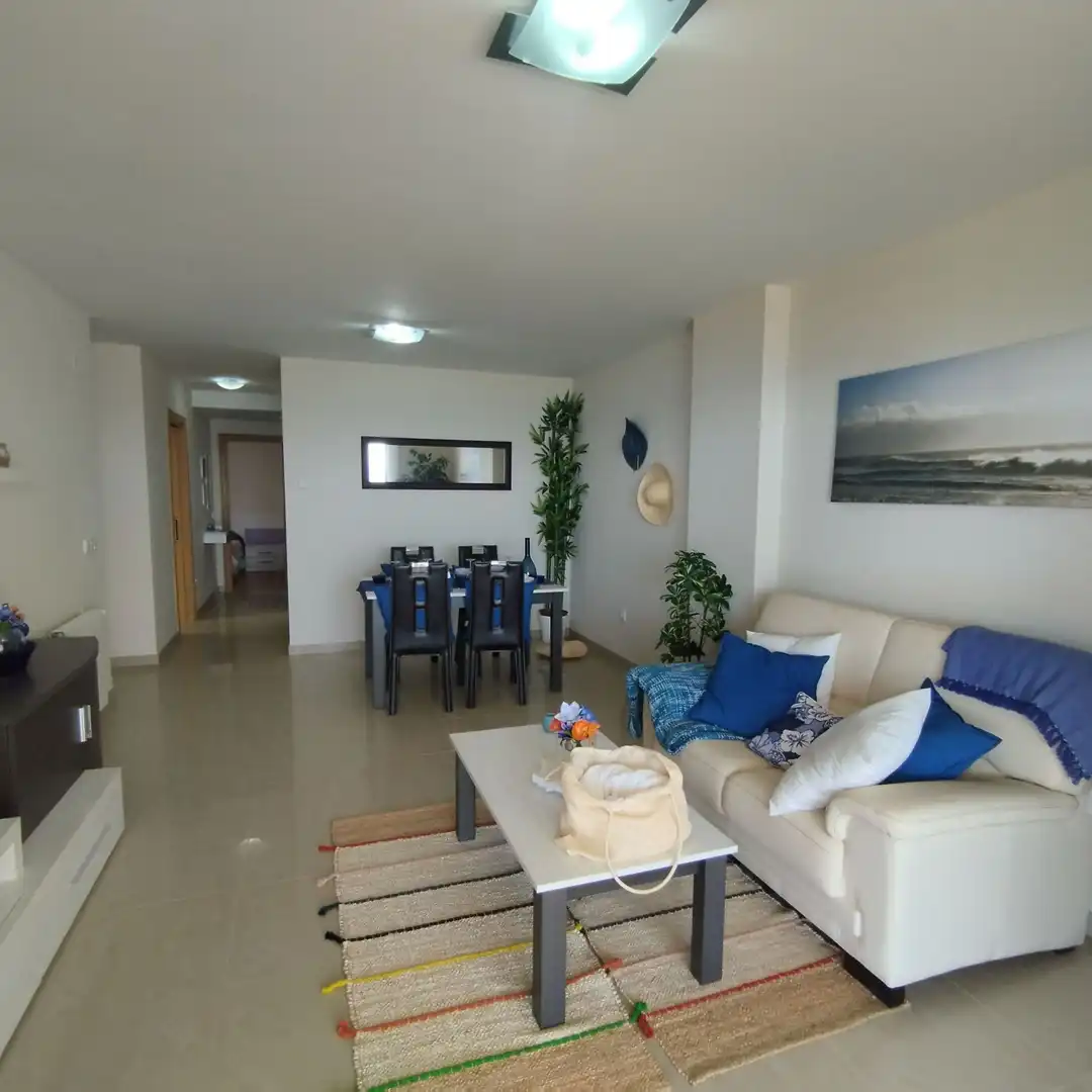 Sala d'estar de Pis en venda en Tavernes de la Valldigna amb Piscina comunitària