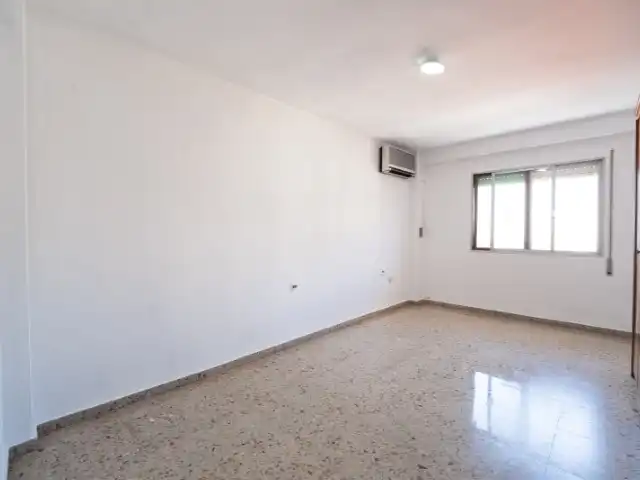 Flat for sale in Burjassot  with Private garden and Balcony