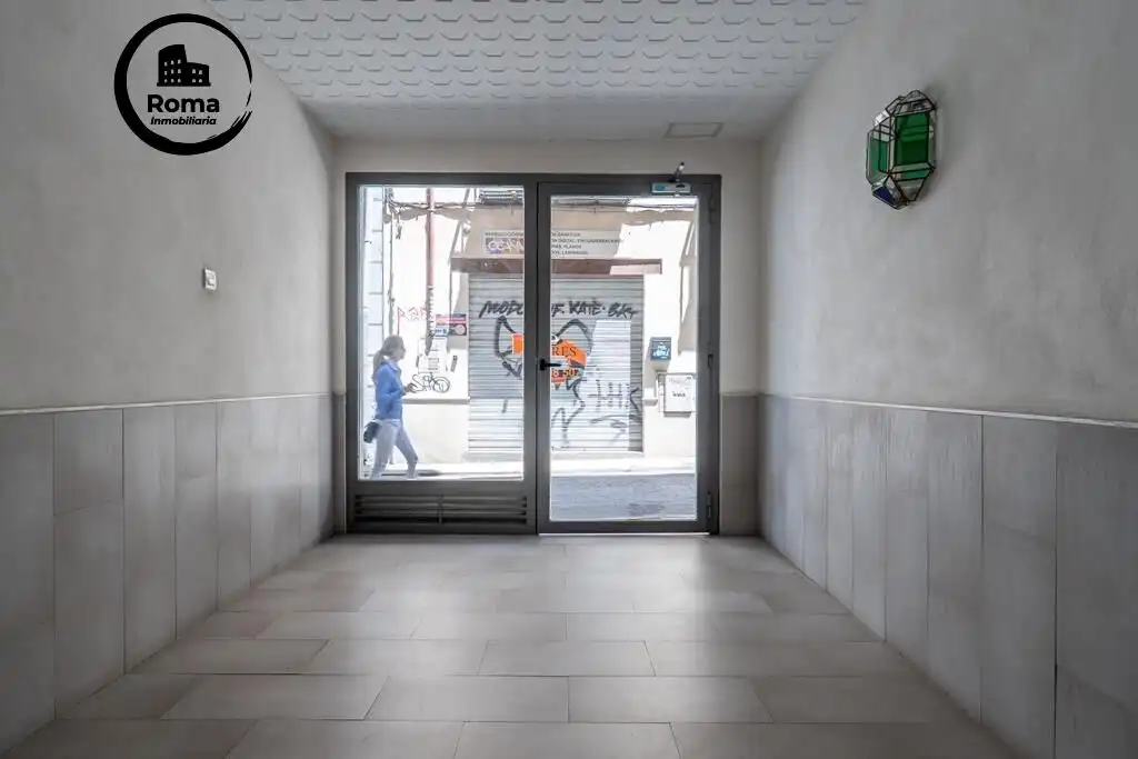 Piso con terraza en venta en Calle Calle Almona Vieja 7, imagen 33