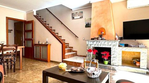 Casa Adosada en venta en Vinyets  Molí Vell, 4 dormitorios., imatge 2
