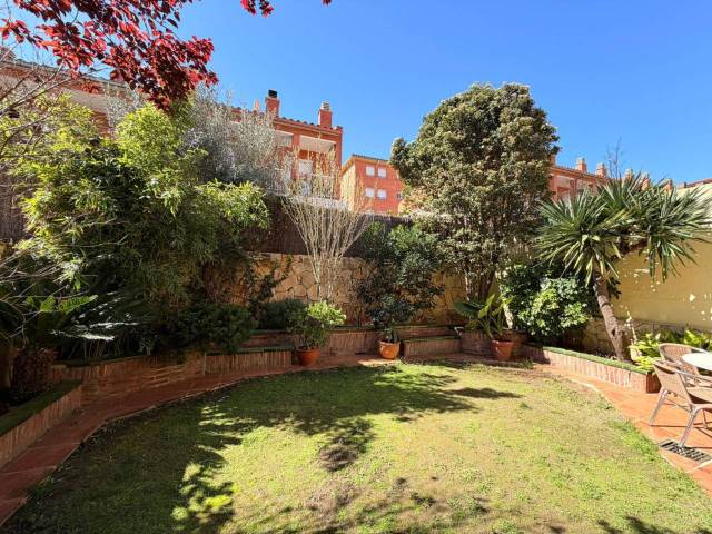 Casa-chalet en Venta en Can Deu