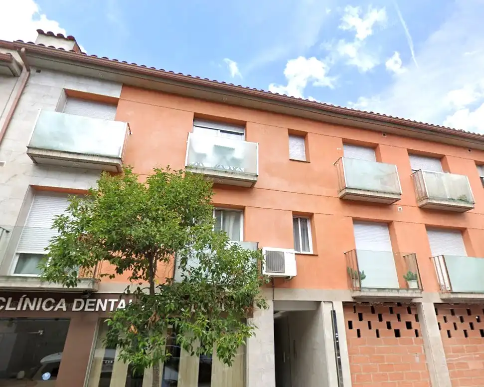 Vista exterior de Pis en venda en La Roca del Vallès