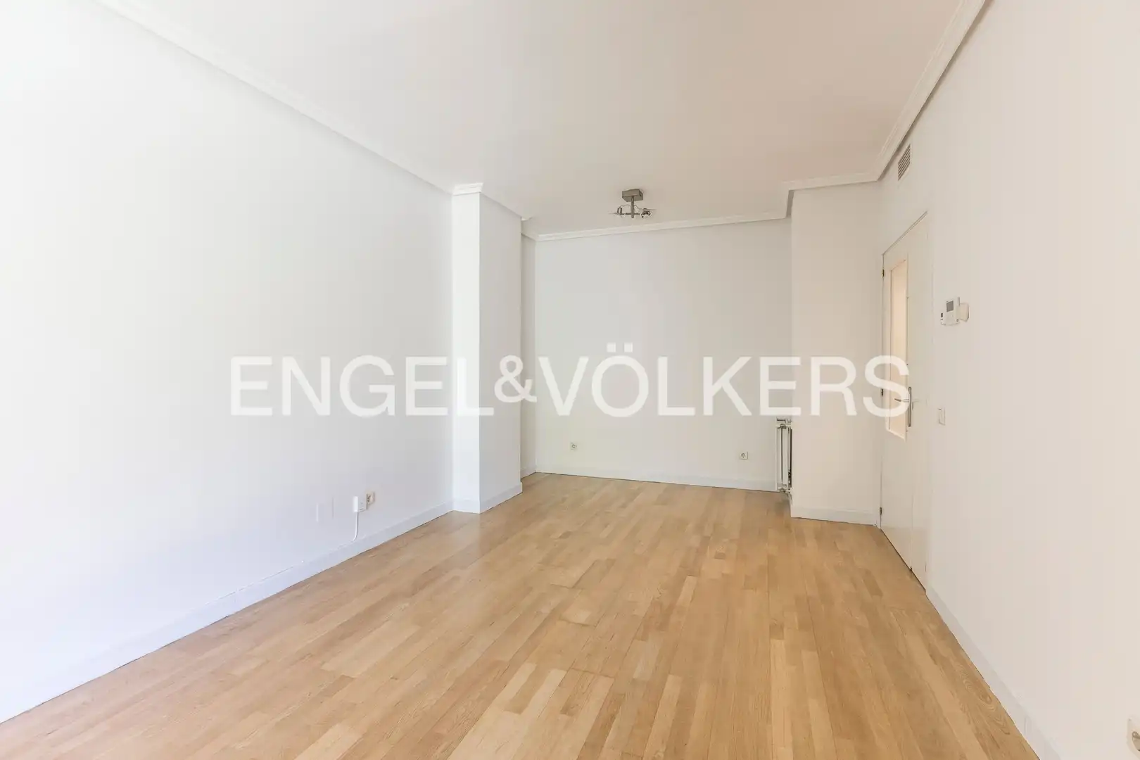 Wohnung zur Miete in Sanchinarro