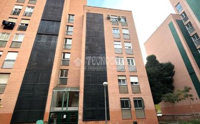 Exterior view of Flat for sale in  Madrid Capital  with Terrace