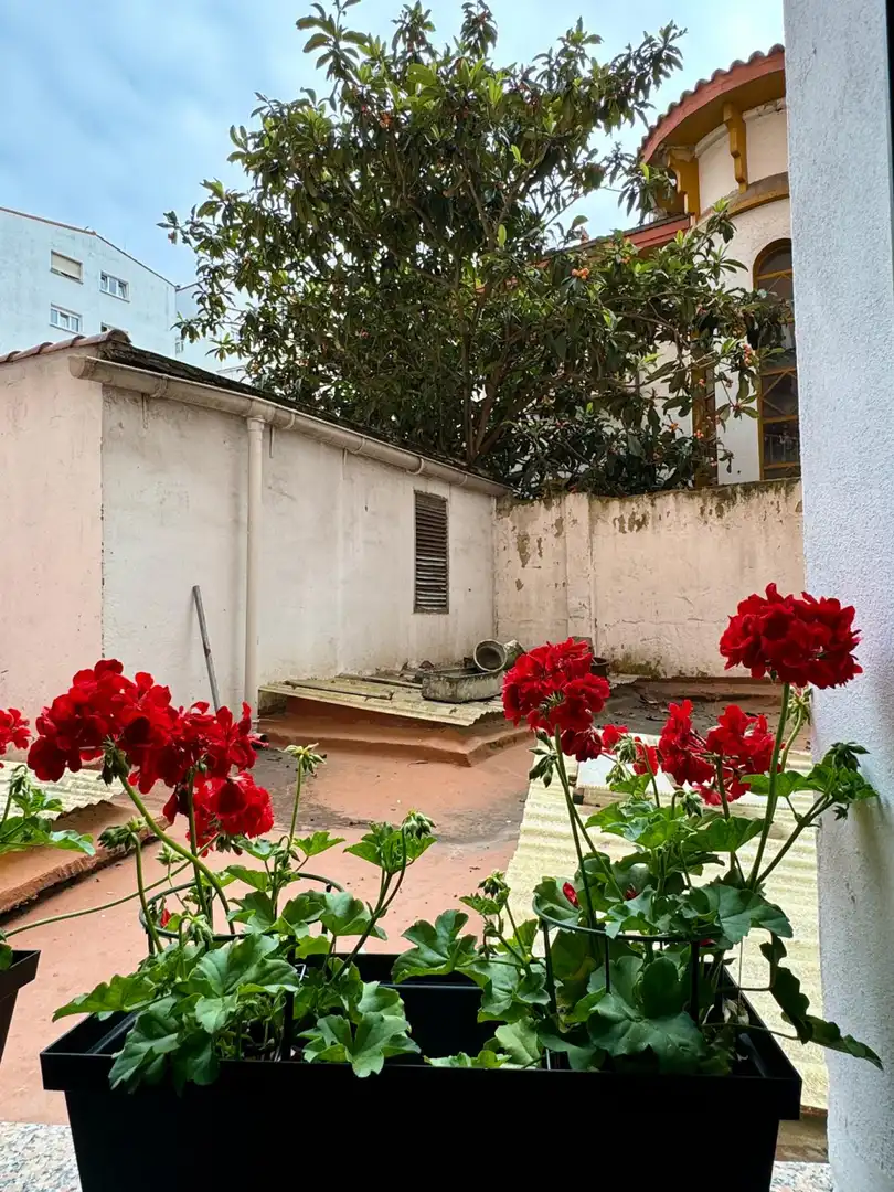Jardí de Pis en venda en Gijón  amb Calefacció