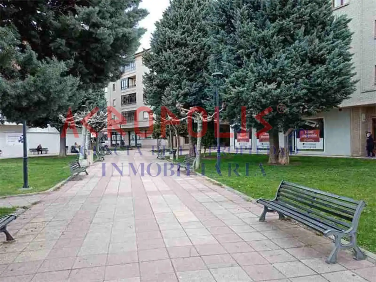 Exterior view of Commercial properties for rent in La Robla 