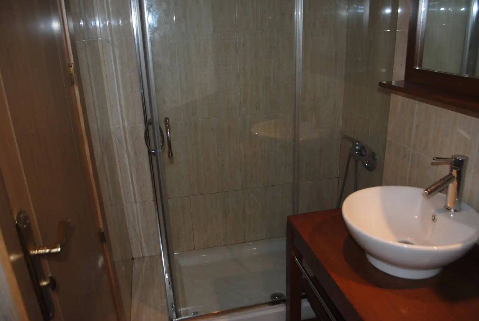 Bany de Apartament en venda en Ourense Capital  amb Calefacció, Moblat i Forn