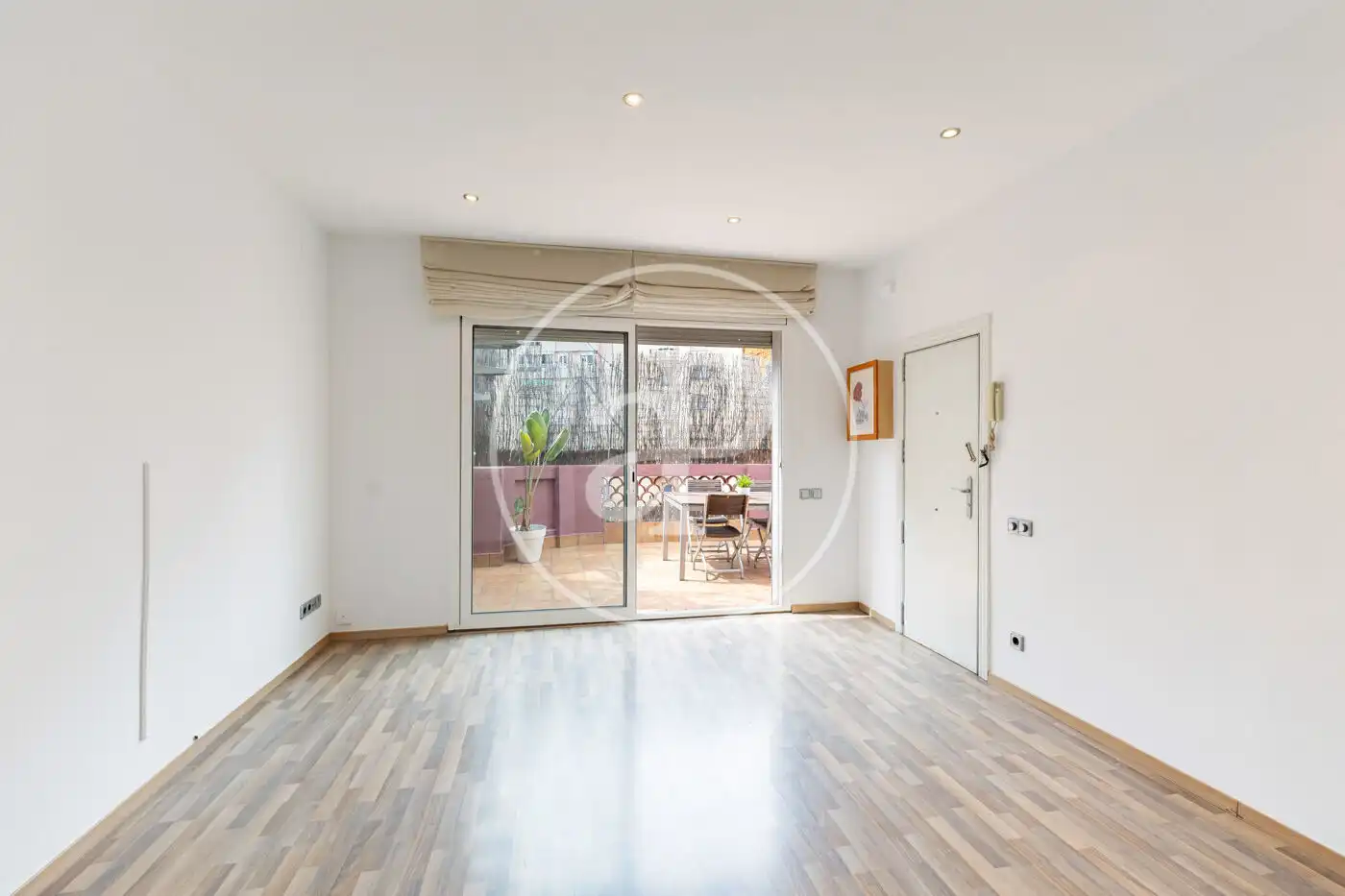 Exterior view of Flat for sale in Barcelona  with Air Conditioner, Heating and Terrace