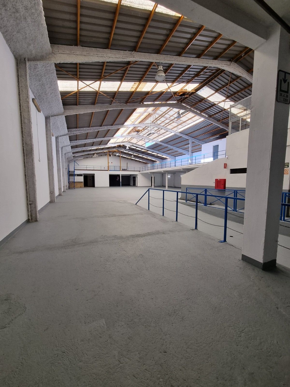 Nave industrial de alquiler en Buenos Aires - Chamberí - Las Moraditas