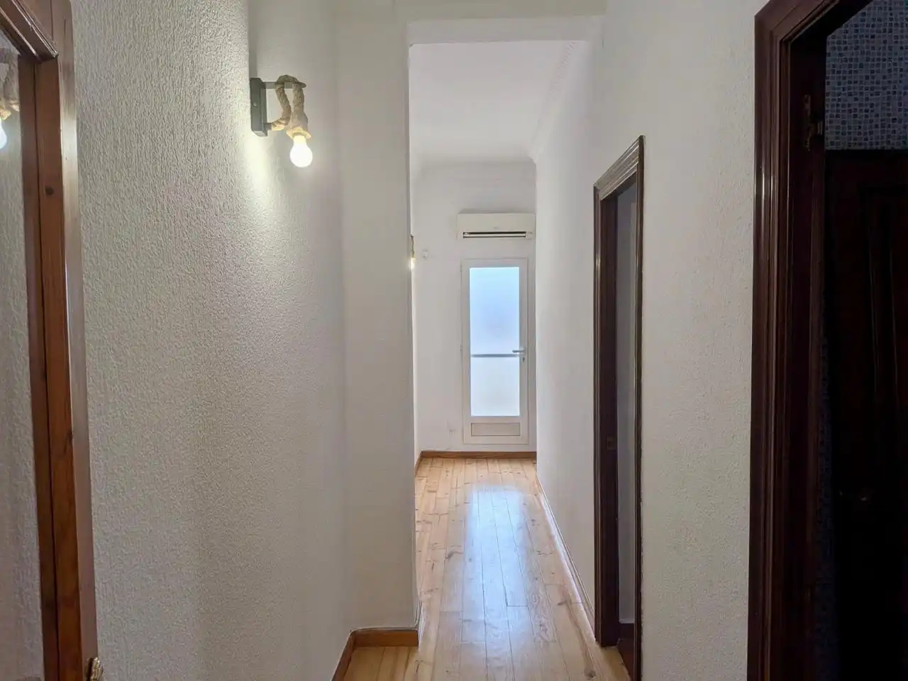 Flat for rent in D'Àngel Guimerà, Arrancapins
