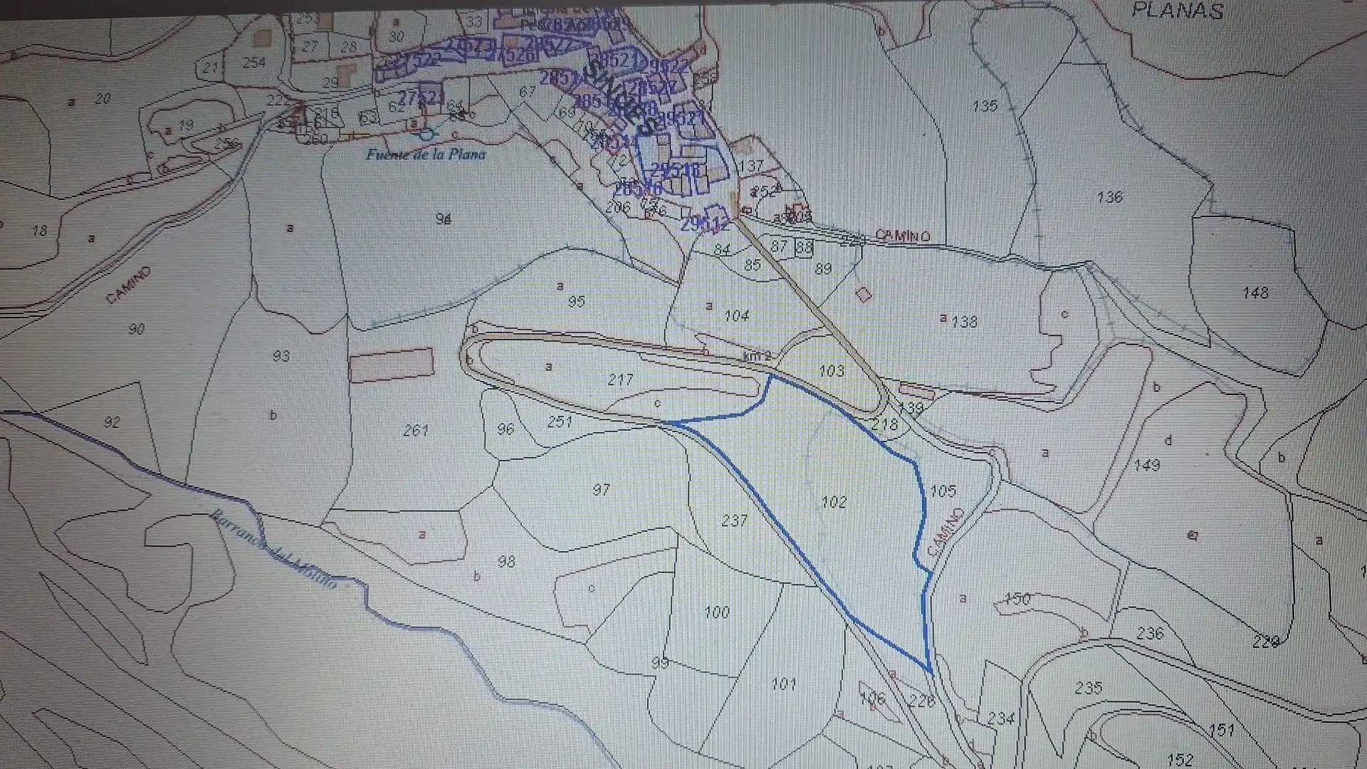 Land for sale in Aisa