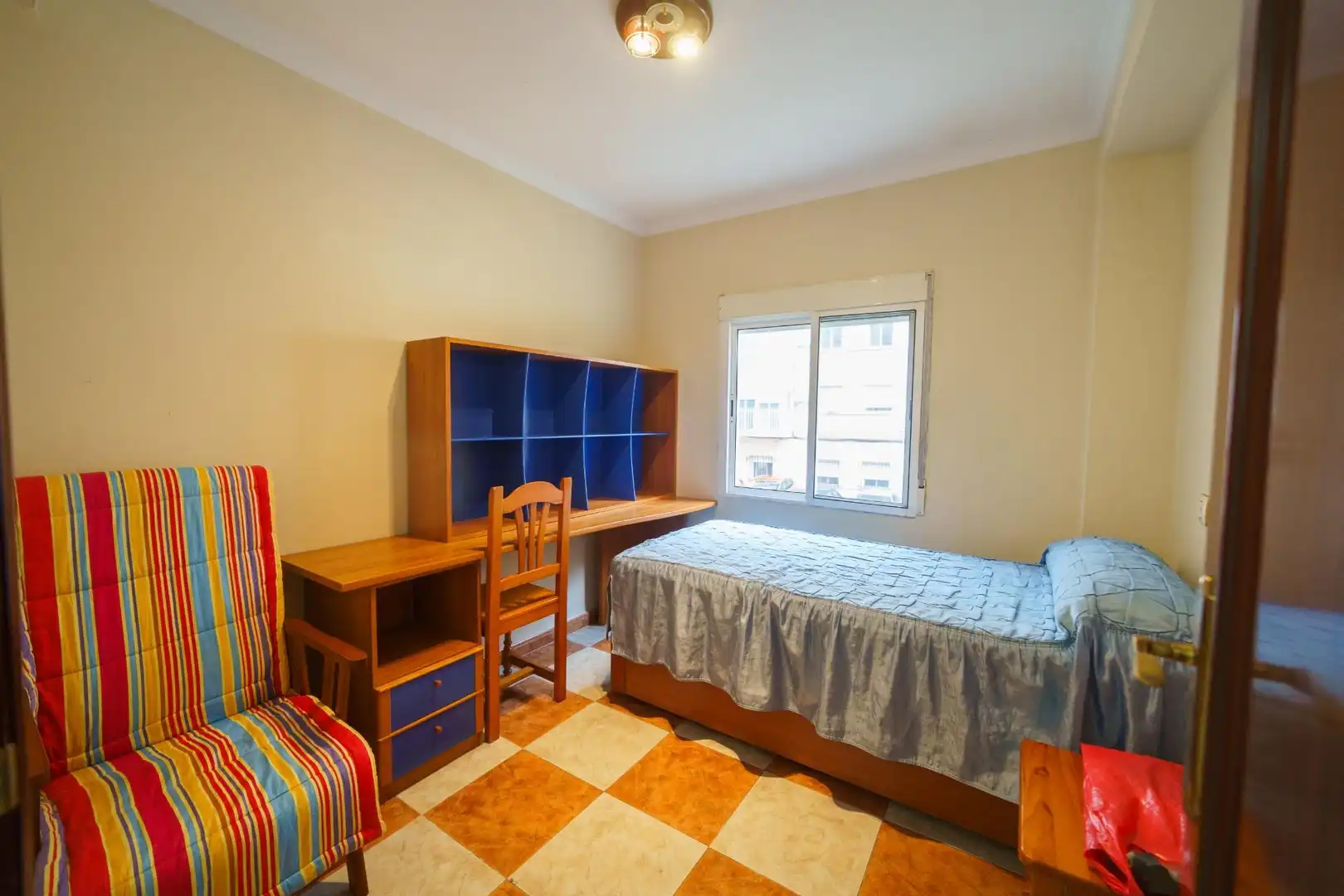 Habitación de Apartamento en venta en Cádiz