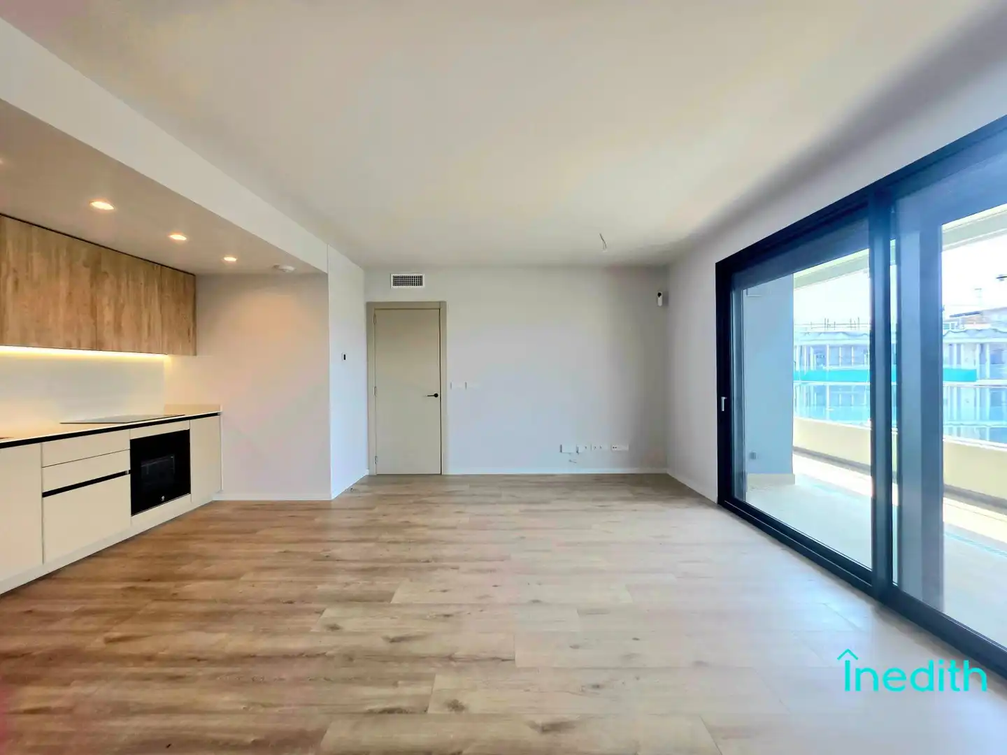 Sala de estar de Piso en venta en Sant Pere de Ribes con Aire acondicionado, Calefacción y Jardín privado
