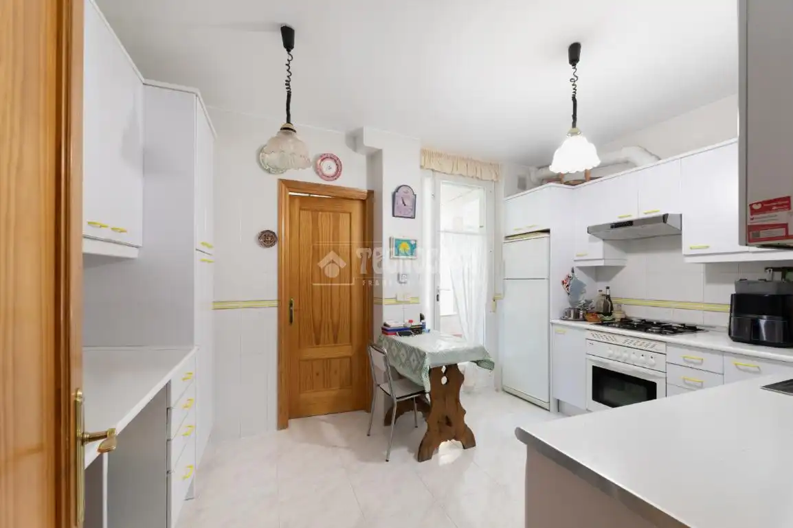 Cocina de Casa o chalet en venta en Torrelodones con Calefacción, Jardín privado y Piscina