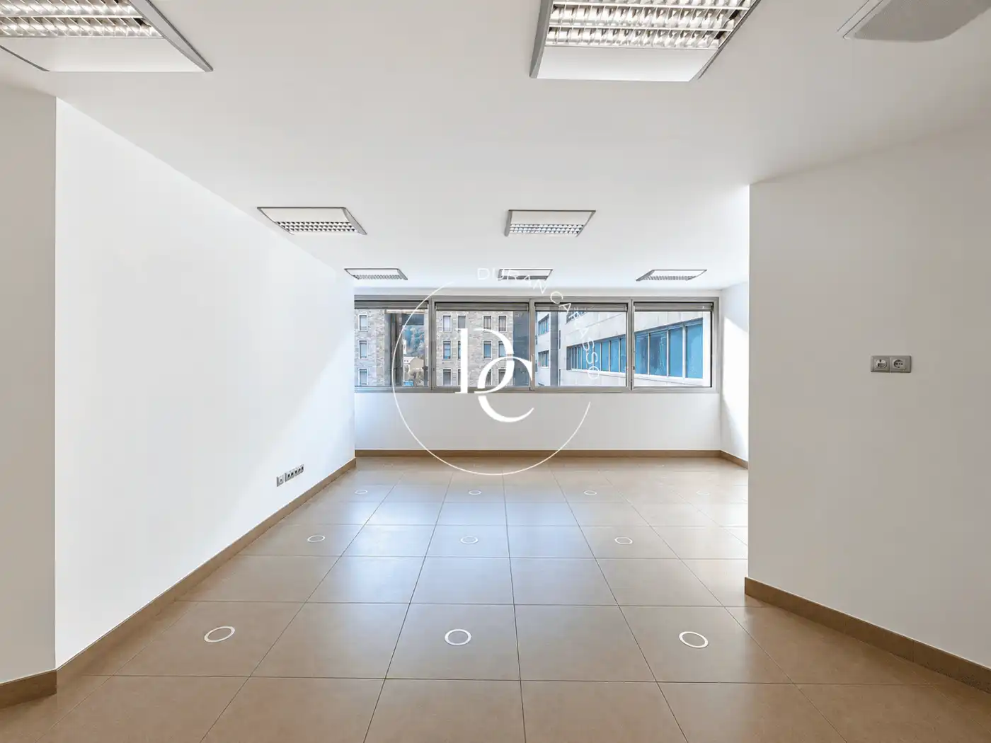 Büro mit Aufzug zur Miete in Carrer Prat de la Creu, imagen 3