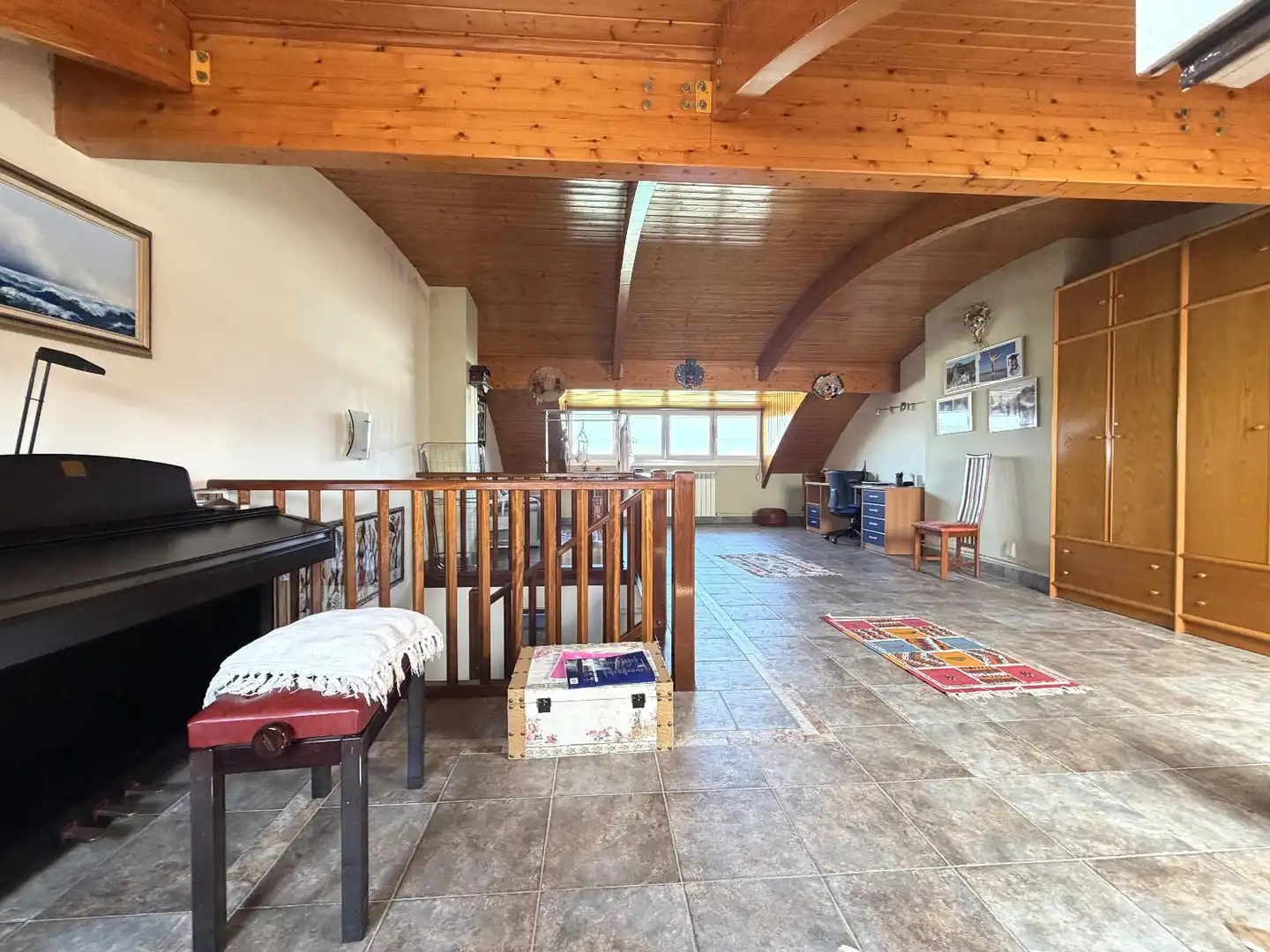 Casa adosada en venta en Lasarte-Oria con Calefacción, Jardín privado y Parquet