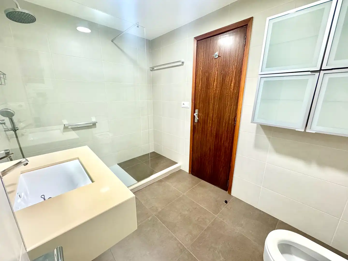 Baño de Piso en venta en Sueca con Aire acondicionado y Trastero
