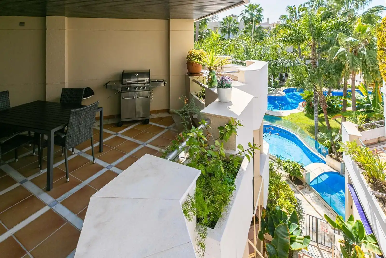 Mini appartamento con piscina in vendita a Nueva Andalucía, imagen 9