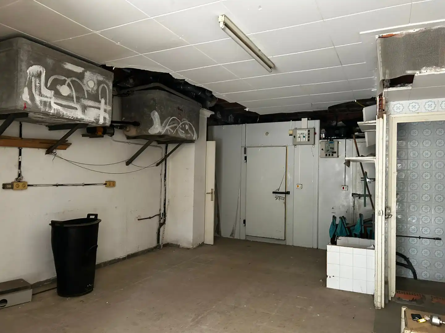 Business premises to rent in Els Pins, imagen 2