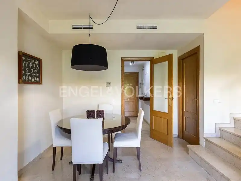 Casa o xalet de lloguer a Chiva, Valencia