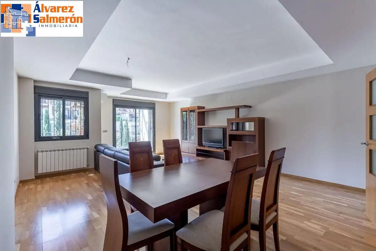 Sala de estar de Casa o chalet en venta en Albolote con Aire acondicionado, Calefacción y Jardín privado