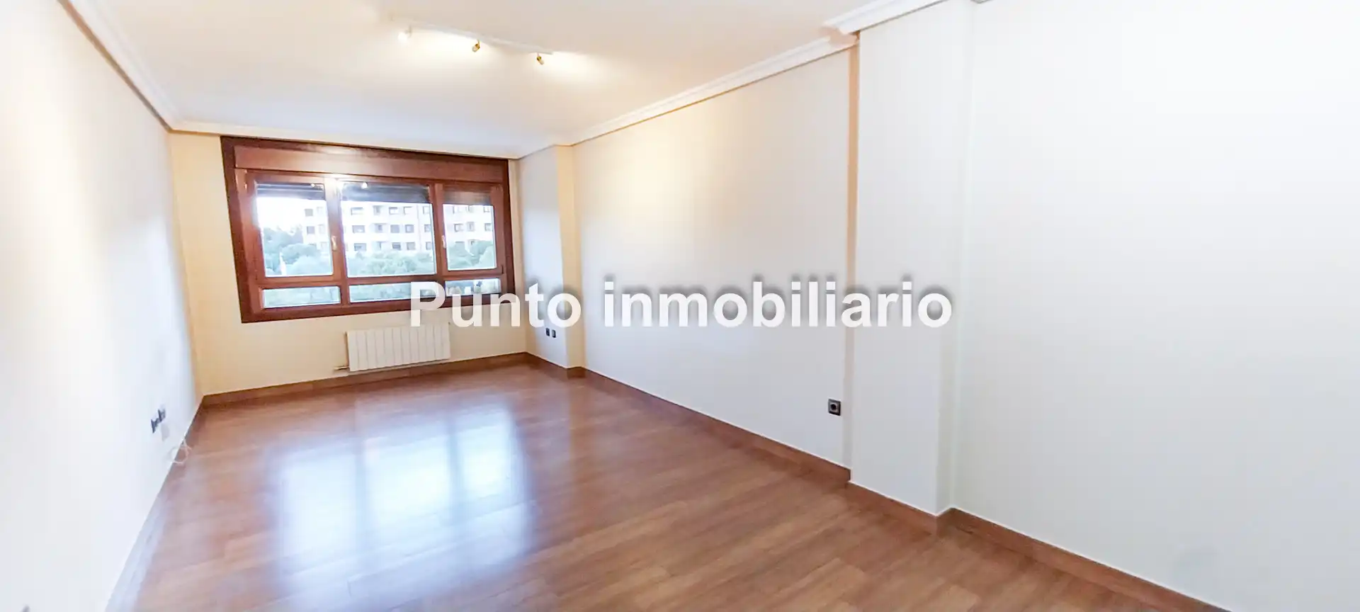 Flat for rent in Calle Santa Ana, 2, La Flecha - Monasterio del Prado
