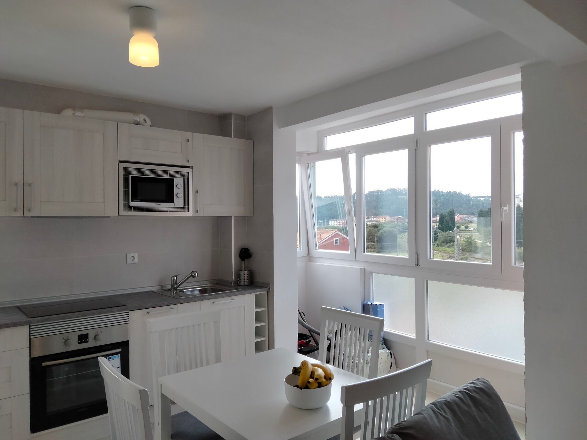 Cocina de Piso de alquiler en Corvera de Asturias con Calefacción, Parquet y Amueblado